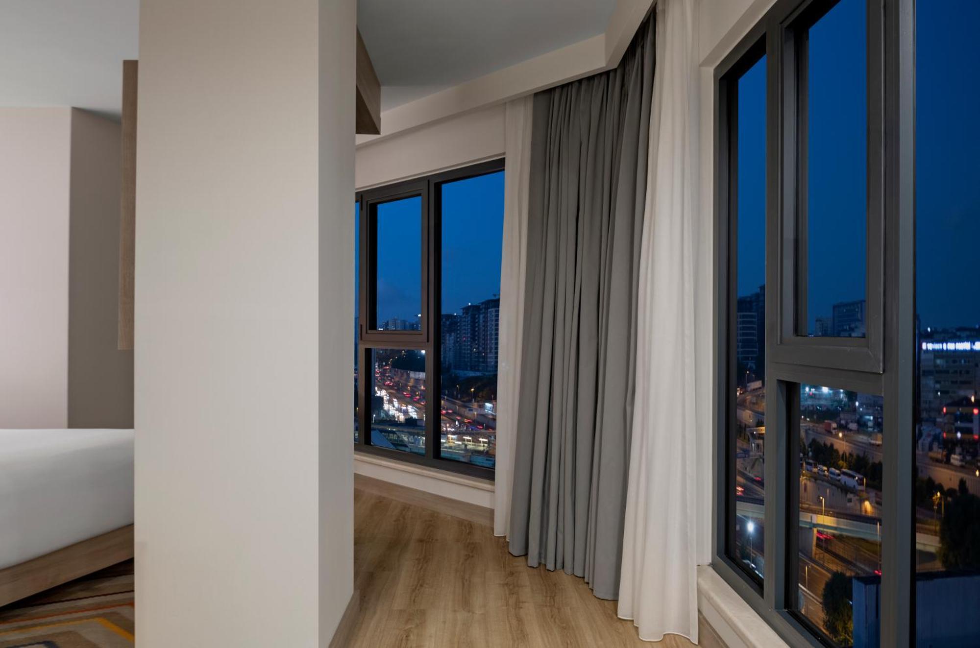 Hampton By Hilton Istanbul Merter المظهر الخارجي الصورة